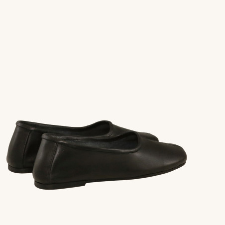 women court shoes