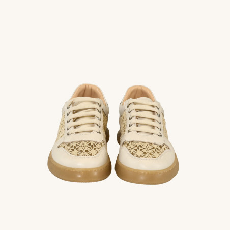 women leisure shoes