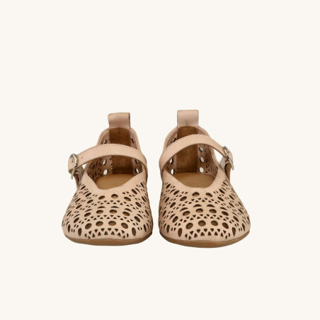 women leisure shoes