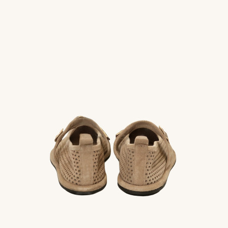 women leisure shoes
