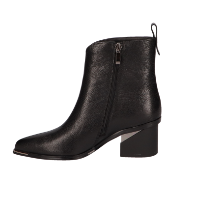 Moteriški aulinukai