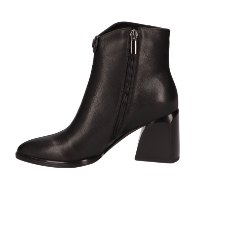 Moteriški aulinukai
