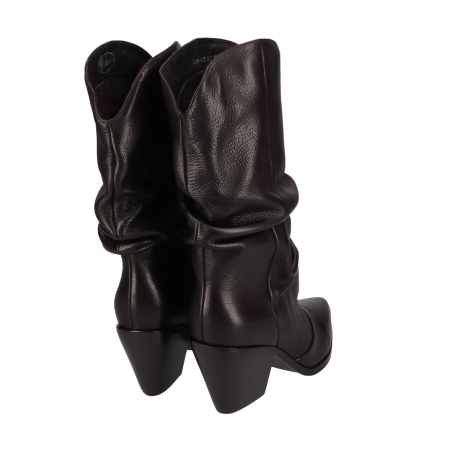 Moteriški aulinukai