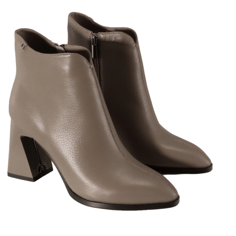 Via spiga aston outlet bootie