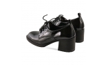 women court shoes