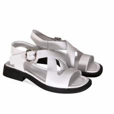 Women sandals